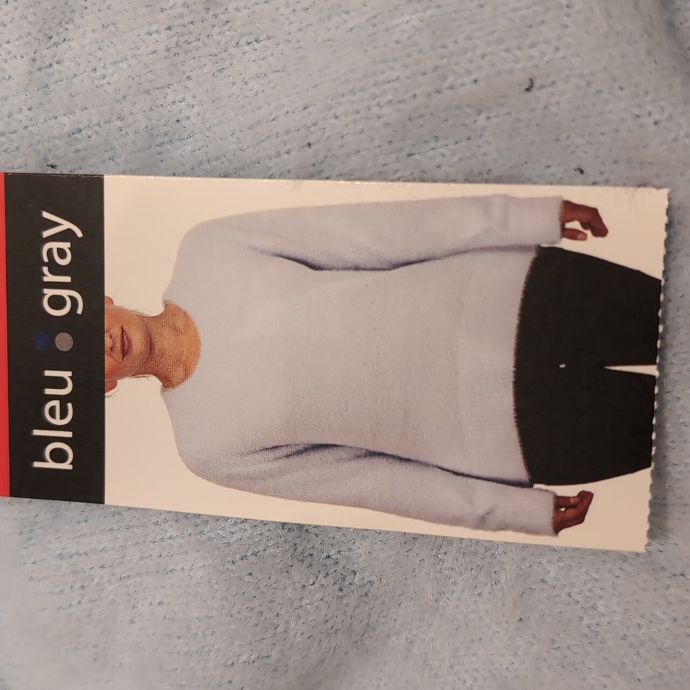 M: Bleu Gray Eyelash Soft Long Sleeve sweater Baby blue